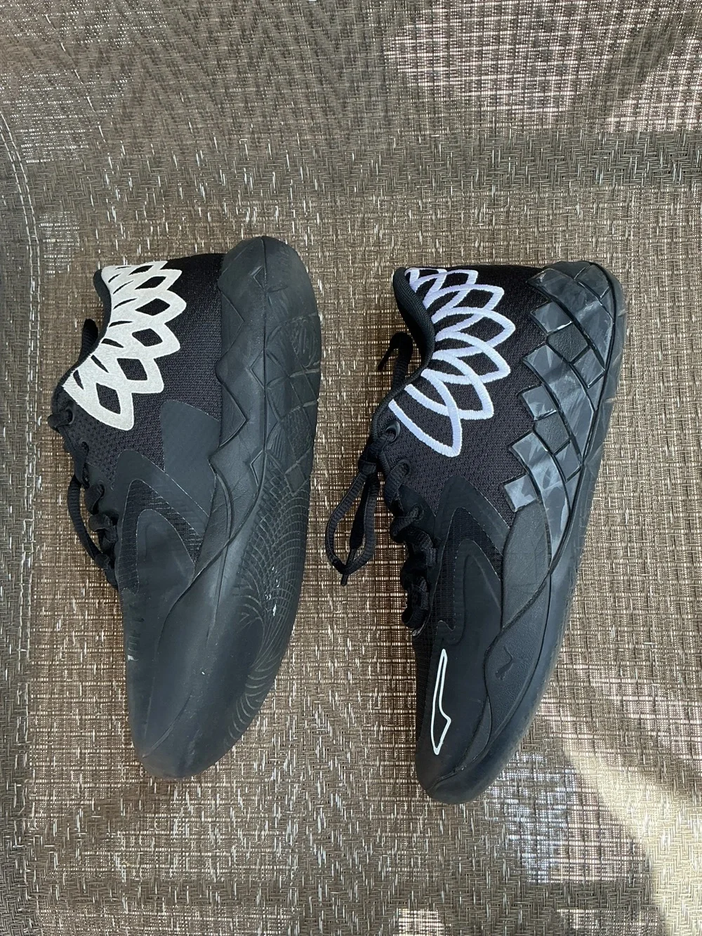 Puma LaMelo MB.01 Teambank Lo Black/White Sneakers